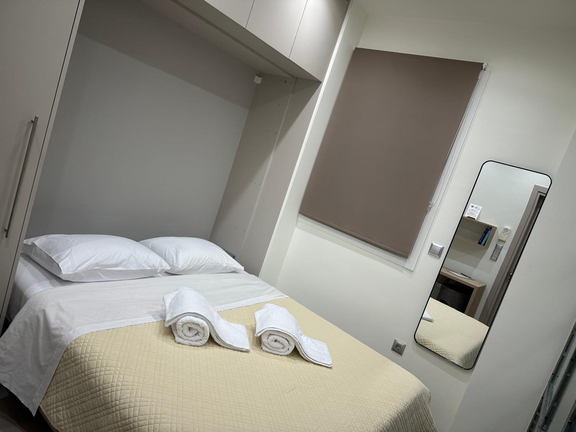 Estia Apartment *